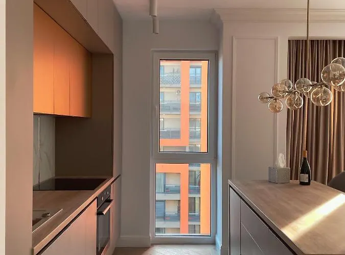 Selling Sunset Apartment